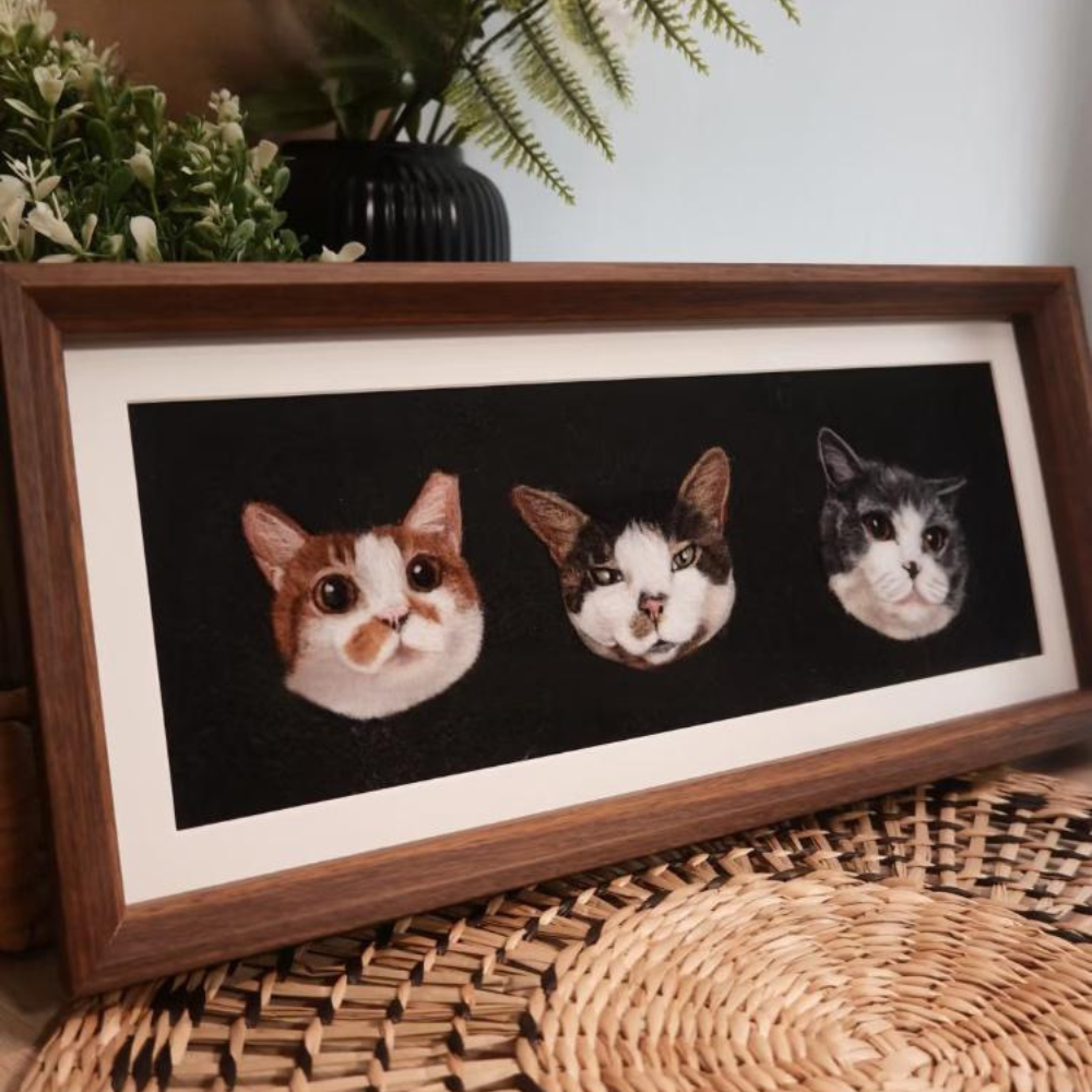Transform your pet's photo into a unique work of art! Our skilled artisans use wool felt to create stunningly realistic portraits that capture your pet's spirit and charm.